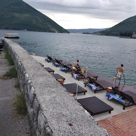 Old House Perast Apartment Exterior photo