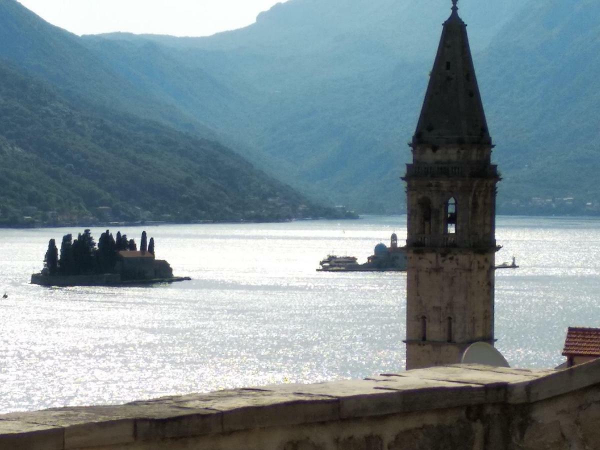 Old House Perast Apartment Exterior photo